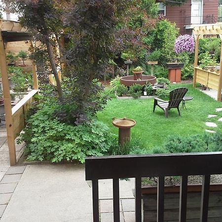 3 Bedrooms 3 Beds Near Metro -2 Parking Free Montreal Ruang foto