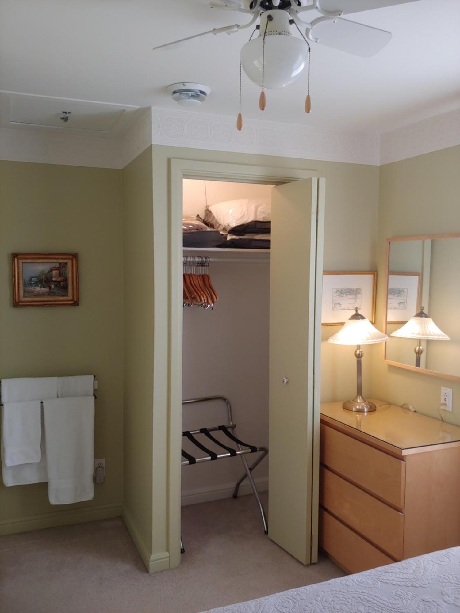 3 Bedrooms 3 Beds Near Metro -2 Parking Free Montreal Bagian luar foto