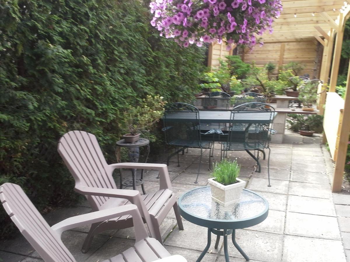 3 Bedrooms 3 Beds Near Metro -2 Parking Free Montreal Ruang foto